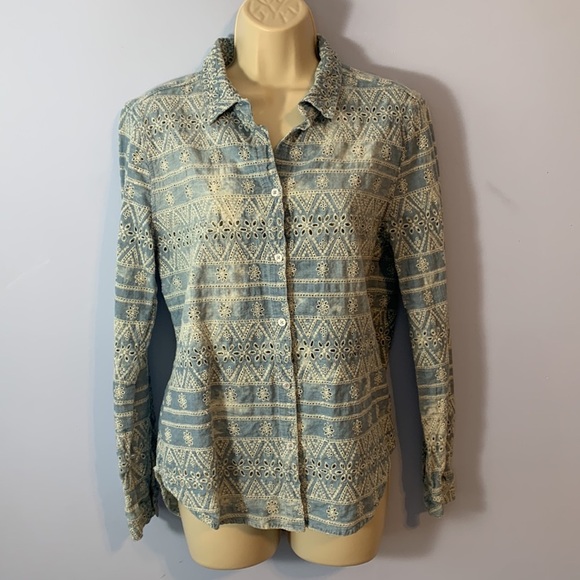 Dylan size small distressed chambray sun washed all over eyelet detail button up - Picture 1 of 7